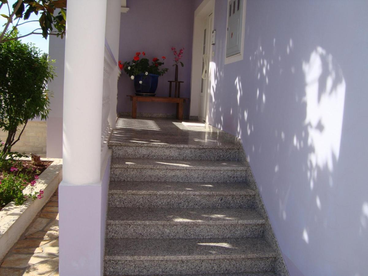 Cosy Villa Near The Beach Zadar Exterior photo
